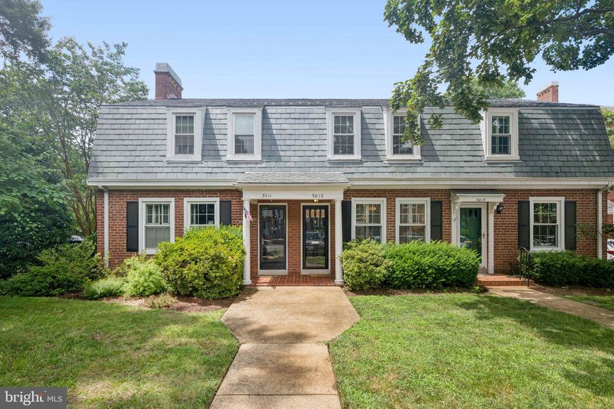 Charming 2BR/1BA townhouse in the heart of Fairlington. Just one mile to The Village at Shirlington with Harris Teeter, AMC theater, Signature Theatre, restaurants, and cafes. Enjoy easy access to the W&OD Trail, Shirlington Dog Park, and nearby green spaces. Convenient for commuters with quick access to I-395, Metrobus, and ART bus routes to Pentagon, Ballston, and more. Home features hardwood floors, updated kitchen, in-unit laundry, and private patio. Community includes pools, tennis courts, and scenic courtyards.