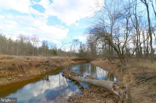 LEESBURG COUNTRY CLUB - Land