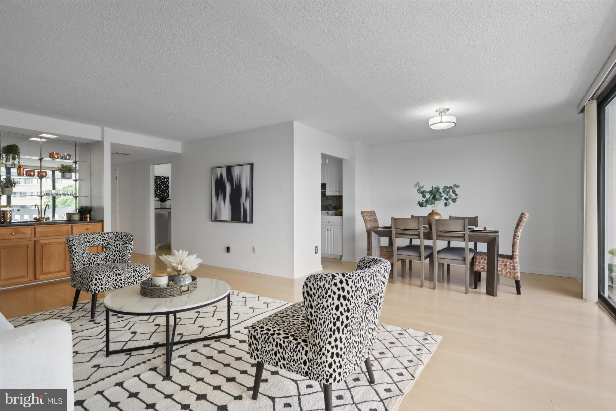 ALEXANDRIA KNOLLS - Residential