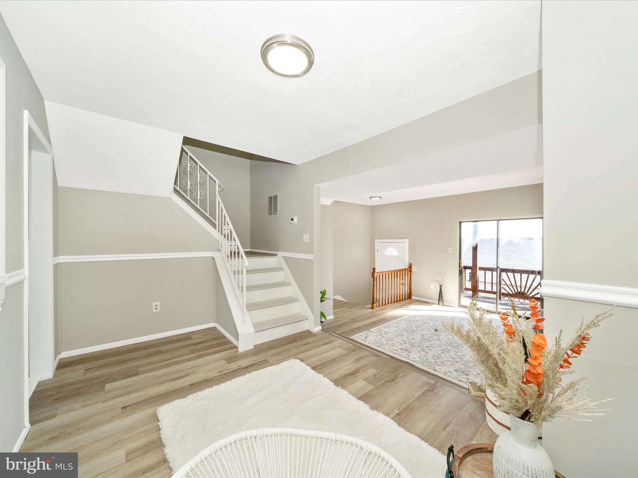 VILLA CAPRI - Residential