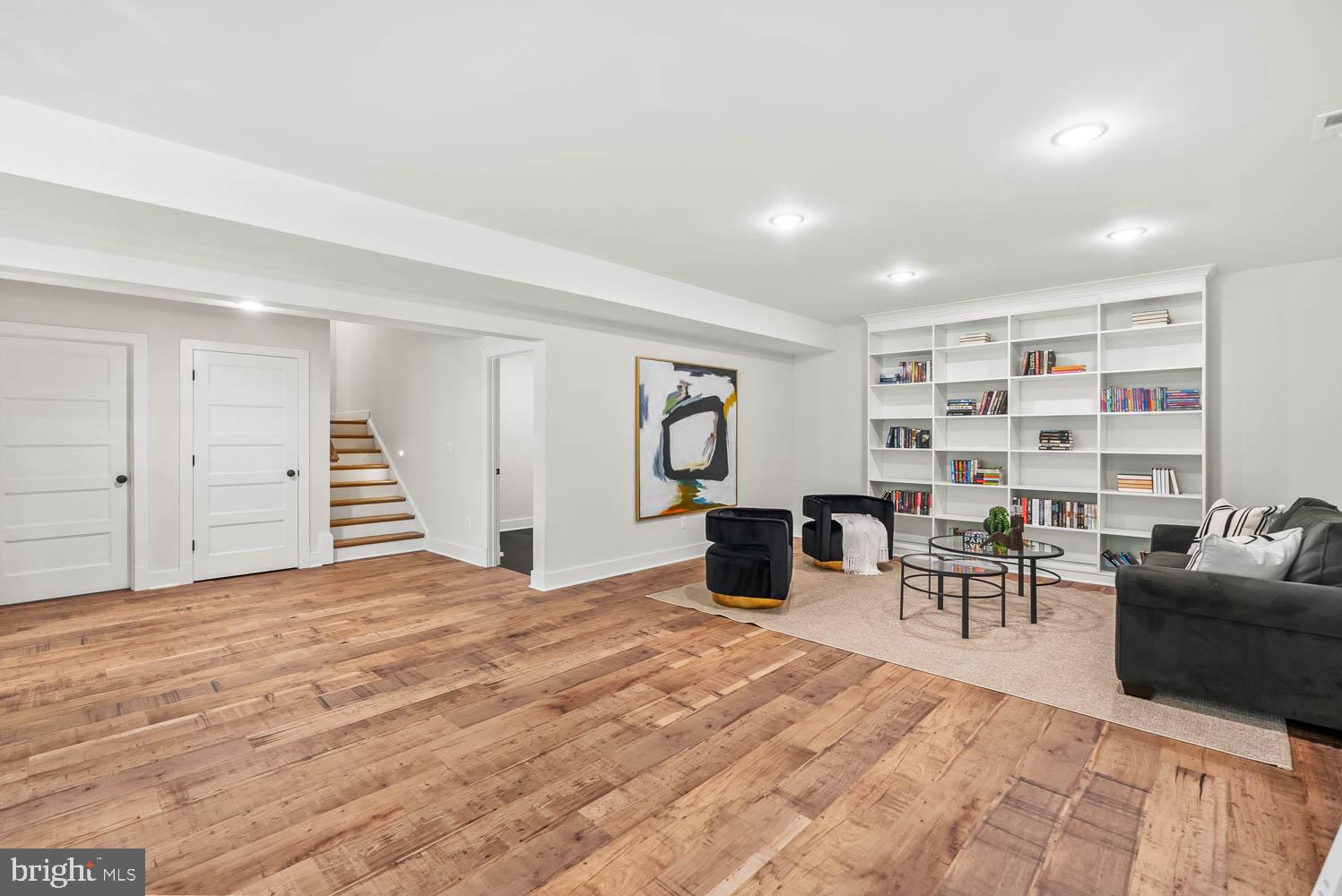 FAWN LAKE - Residential