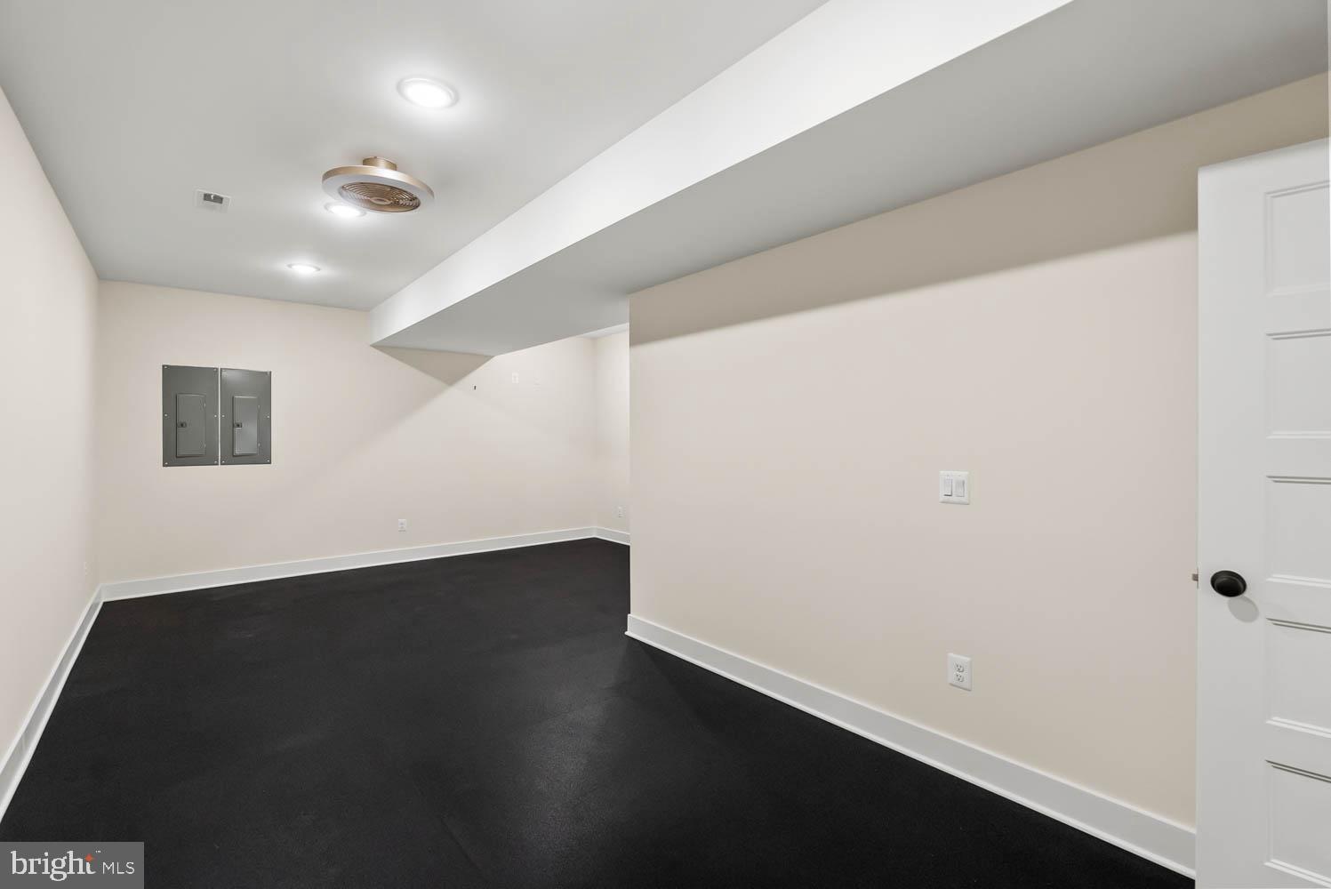 FAWN LAKE - Residential