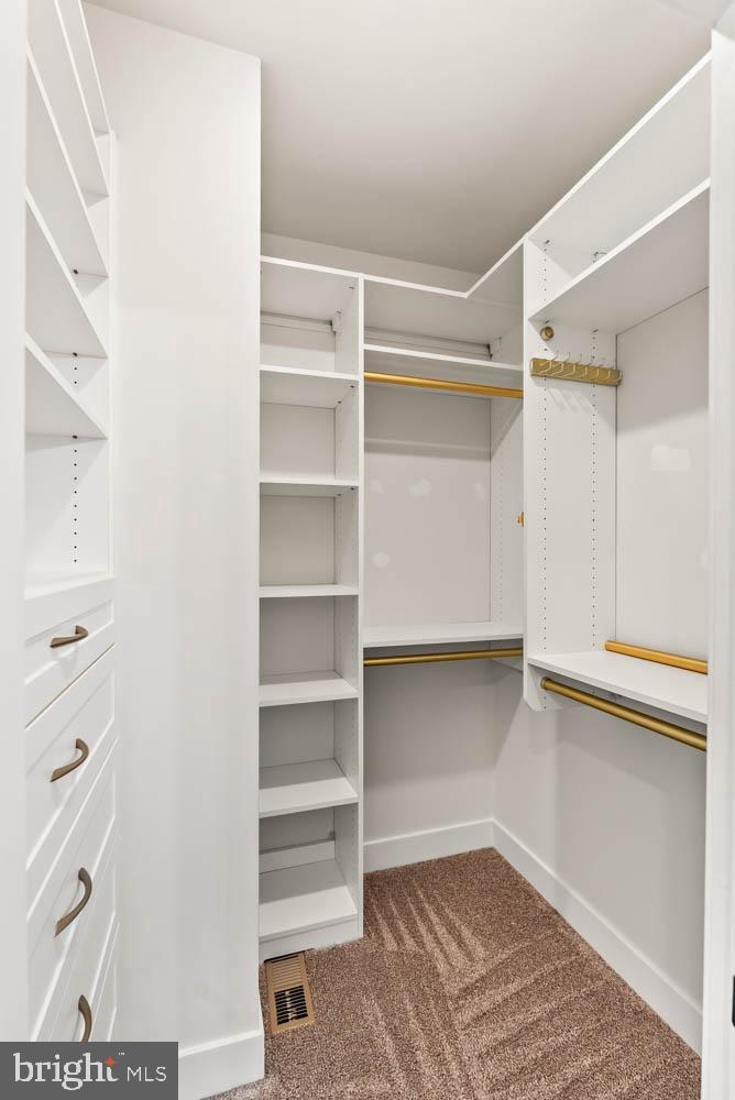 FAWN LAKE - Residential