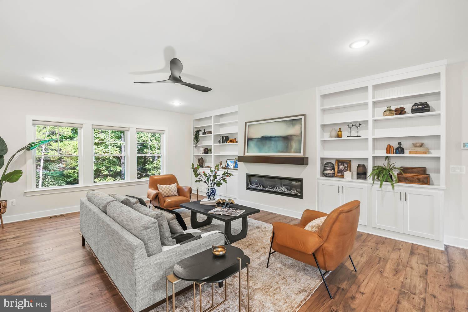 FAWN LAKE - Residential