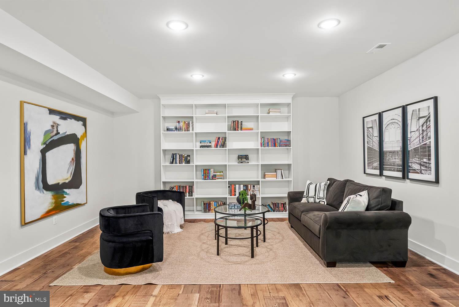 FAWN LAKE - Residential