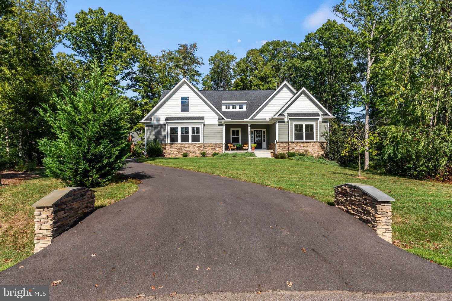 FAWN LAKE - Residential