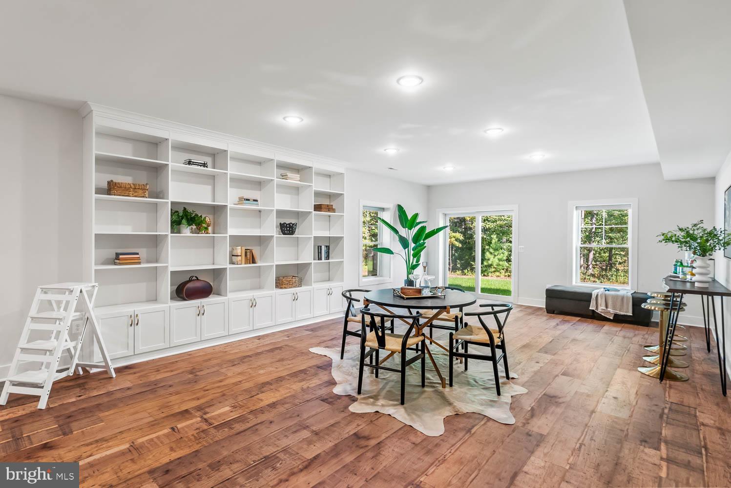 FAWN LAKE - Residential