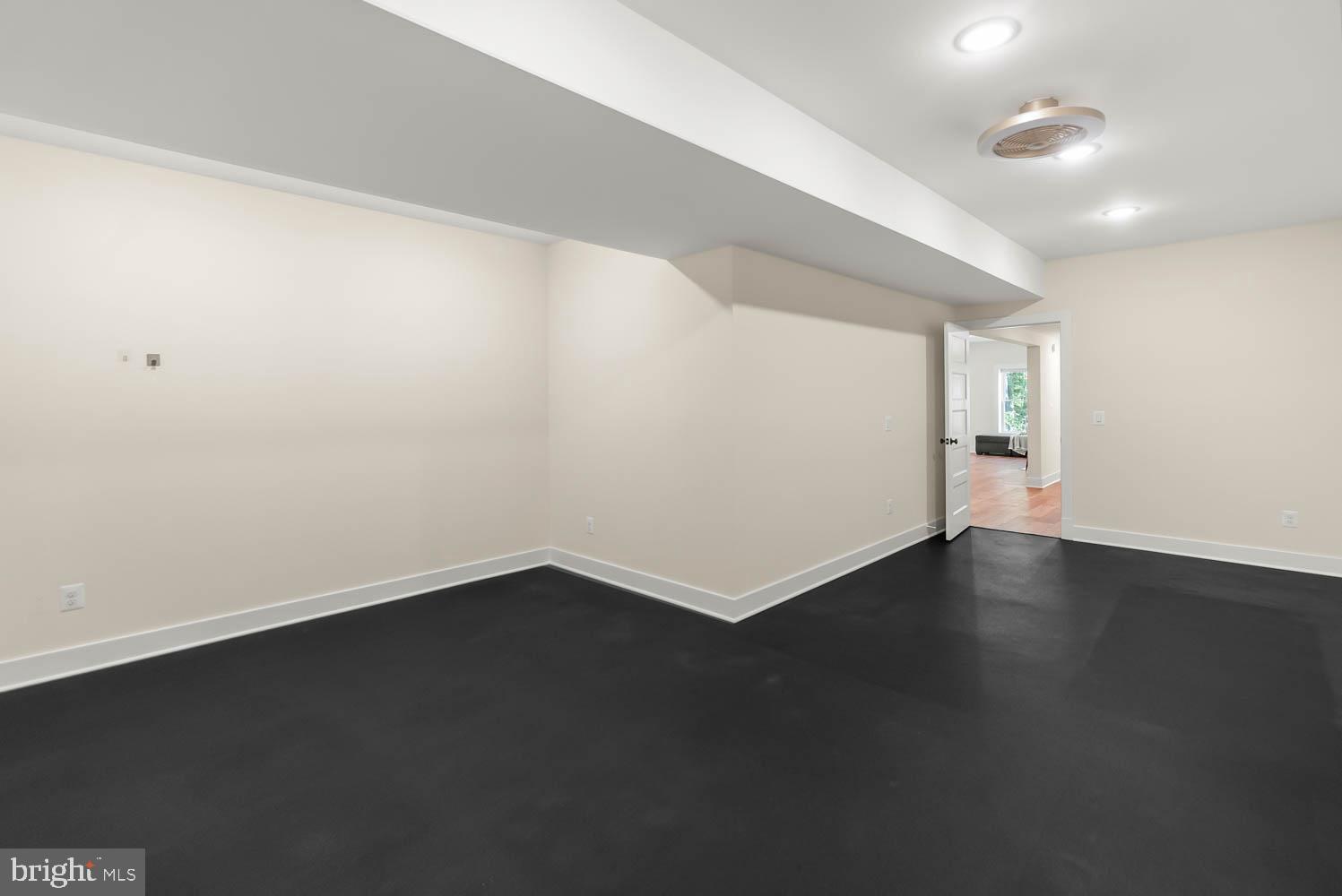 FAWN LAKE - Residential