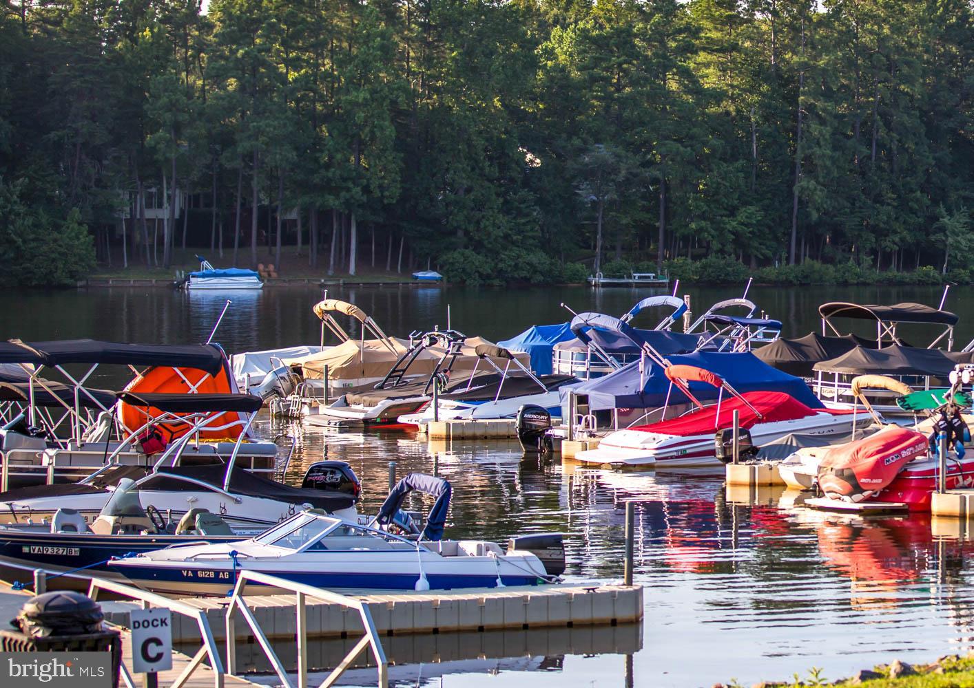 FAWN LAKE - Residential