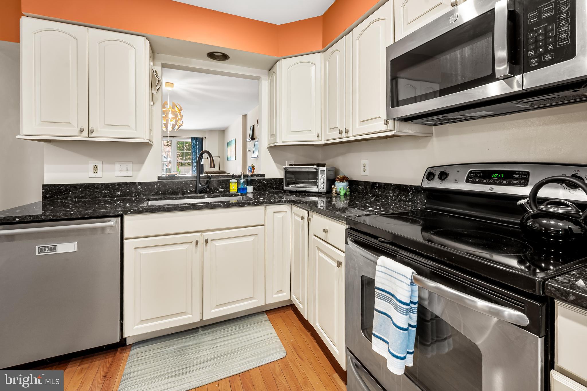 RIVA TRACE/SPRING PLACE - Residential