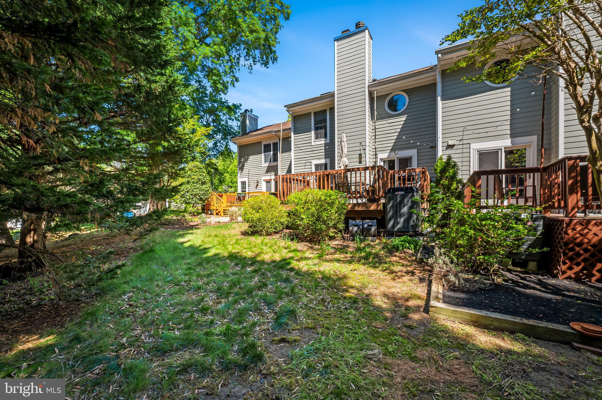 RIVA TRACE/SPRING PLACE - Residential