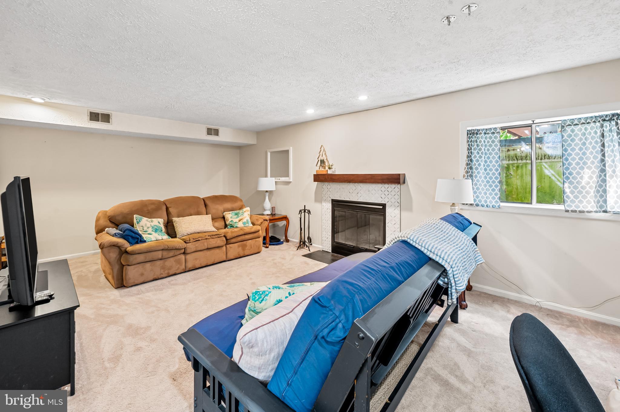 RIVA TRACE/SPRING PLACE - Residential