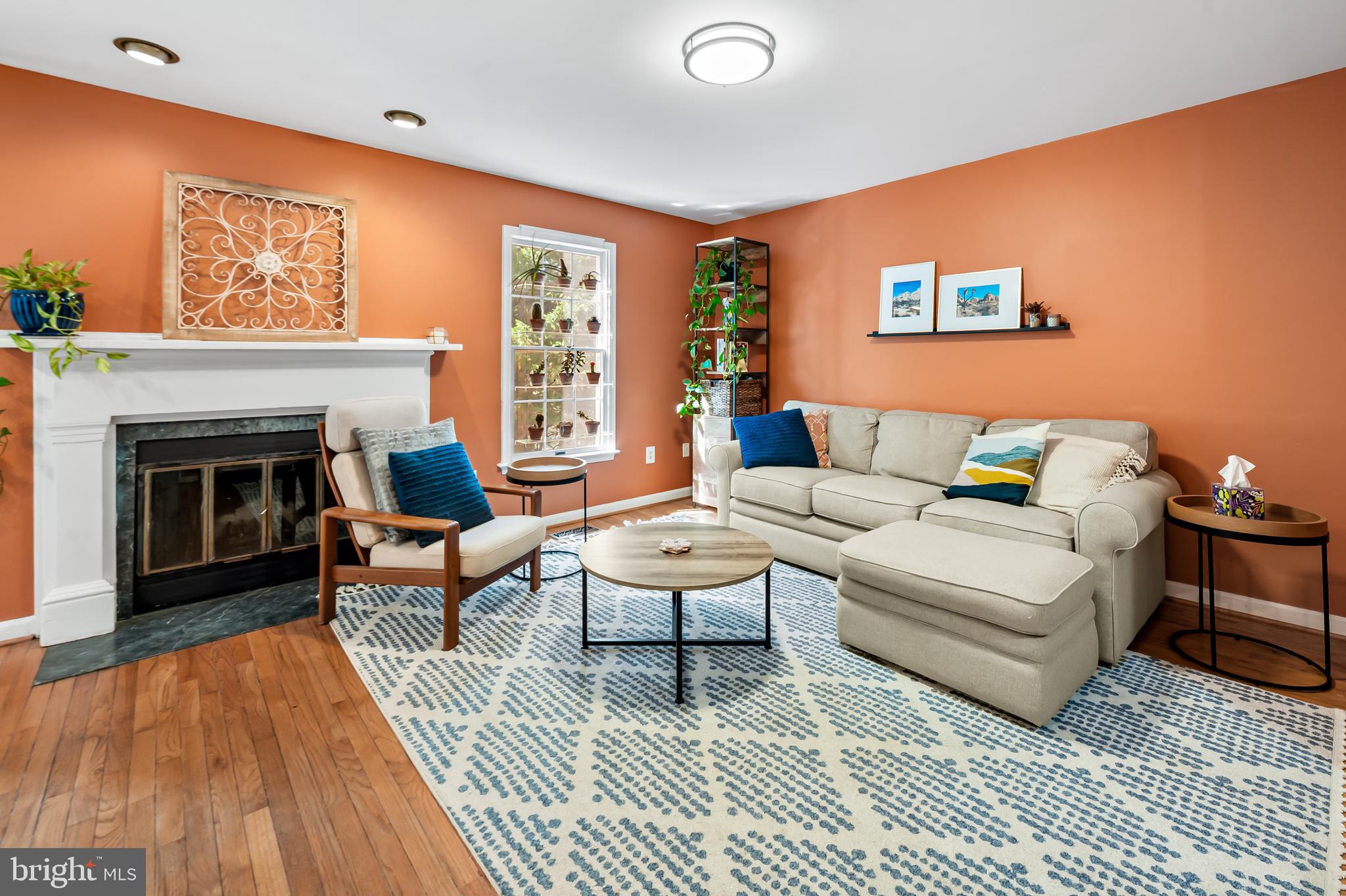 RIVA TRACE/SPRING PLACE - Residential