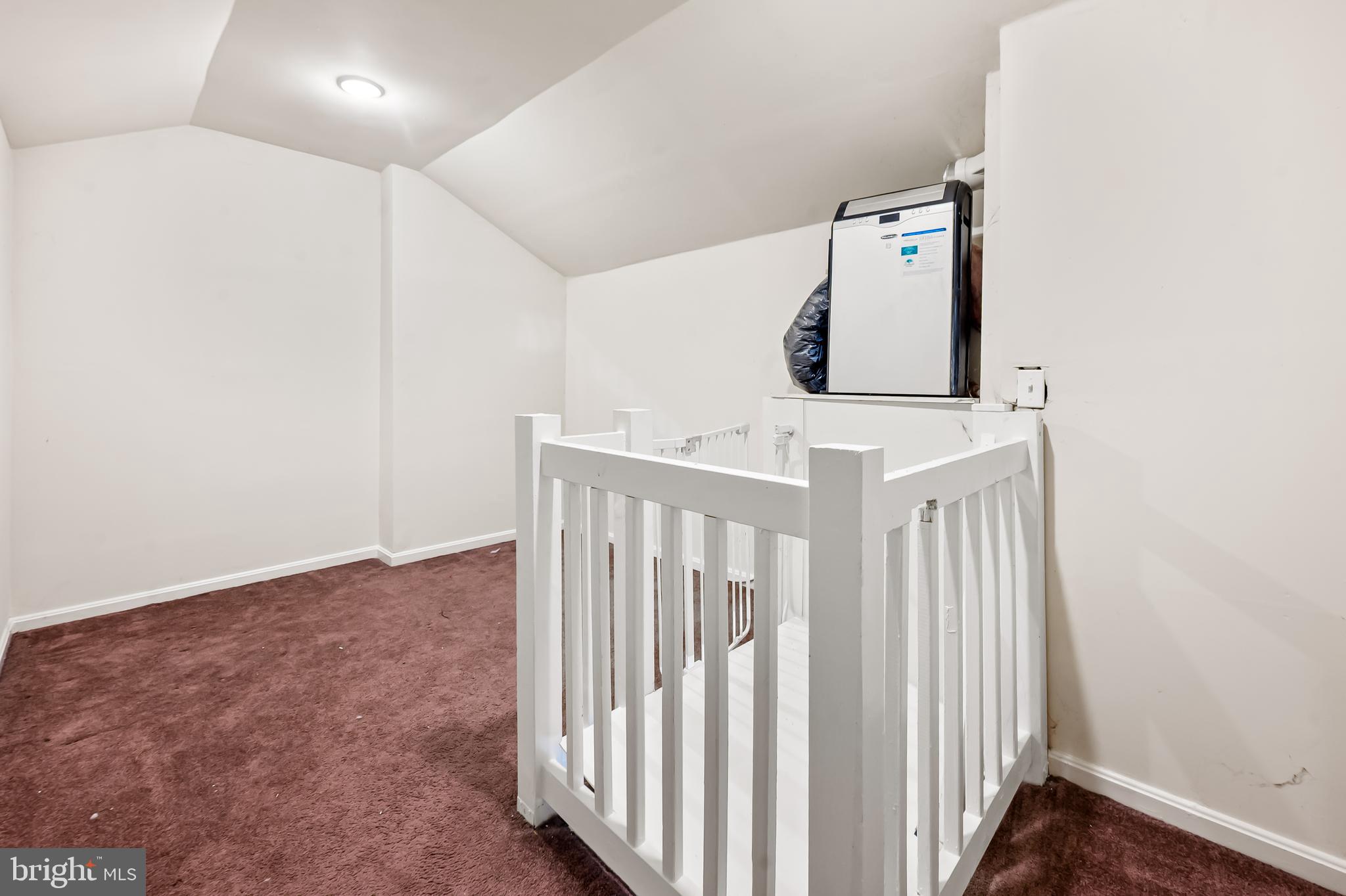 RIVA TRACE/SPRING PLACE - Residential