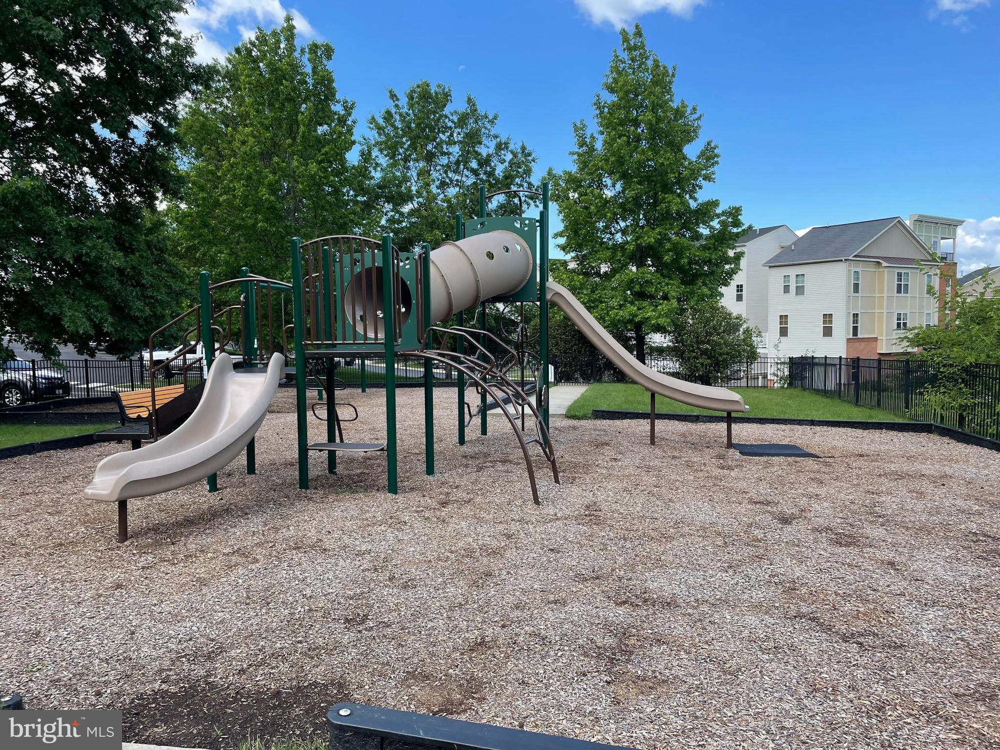 SUMMERFIELD - Residential