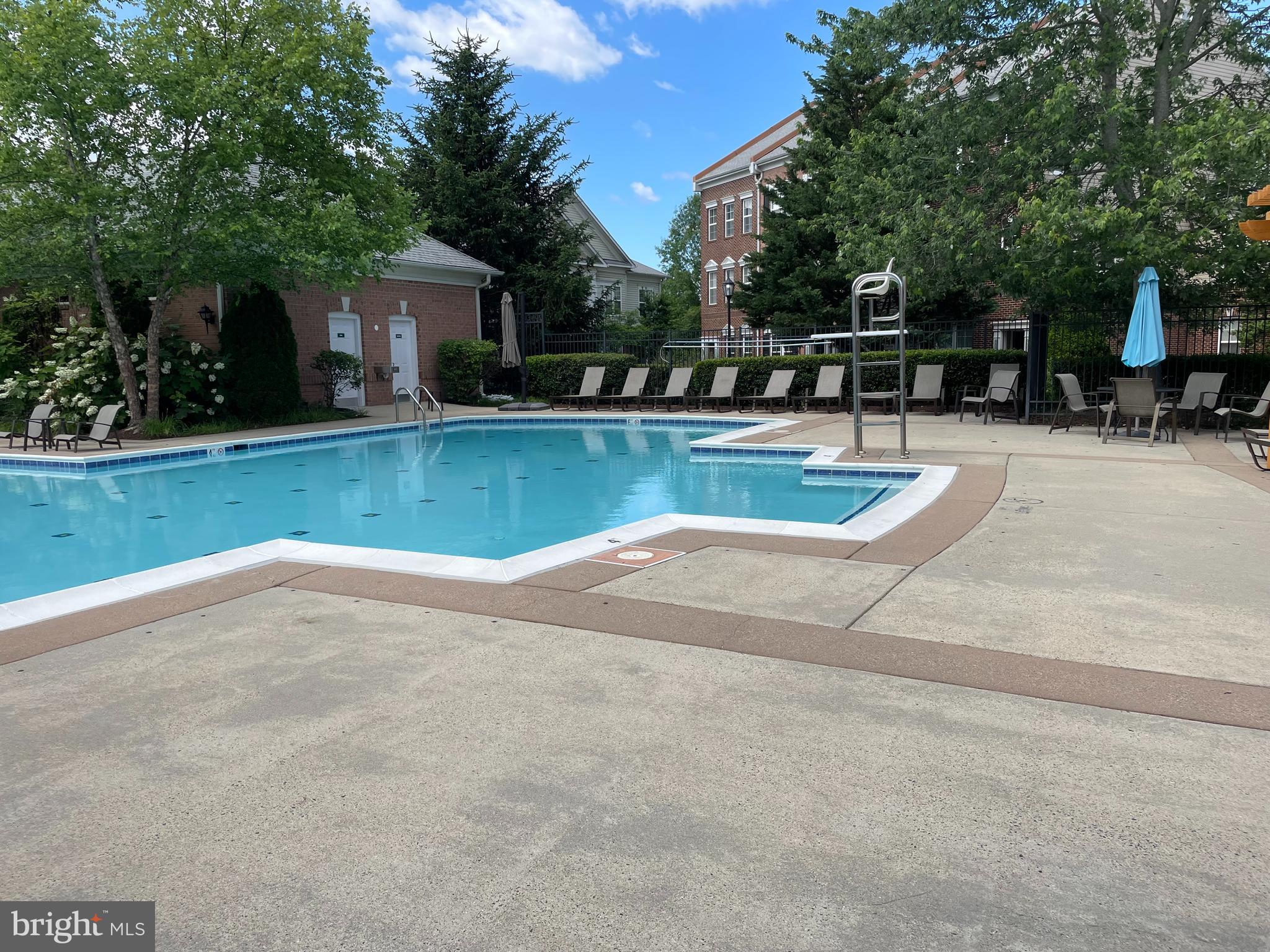 SUMMERFIELD - Residential