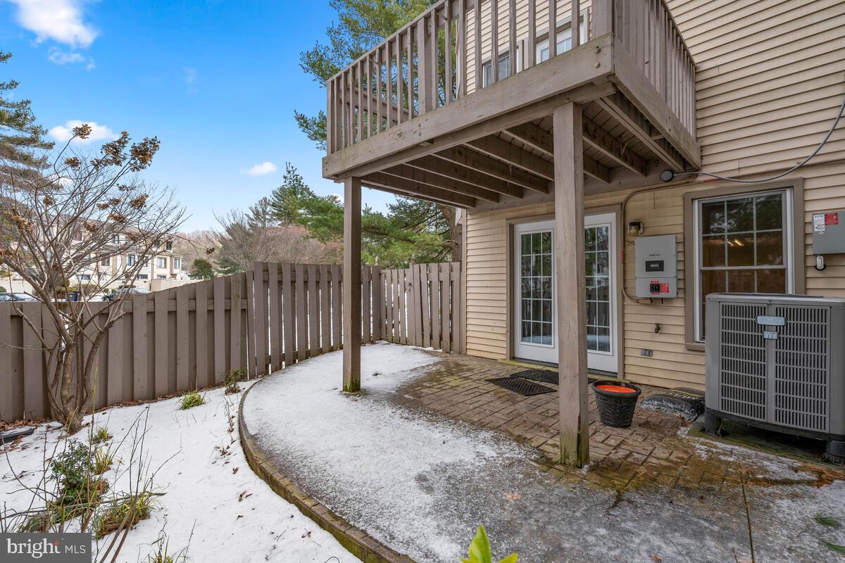 ESSEX PLACE - Residential