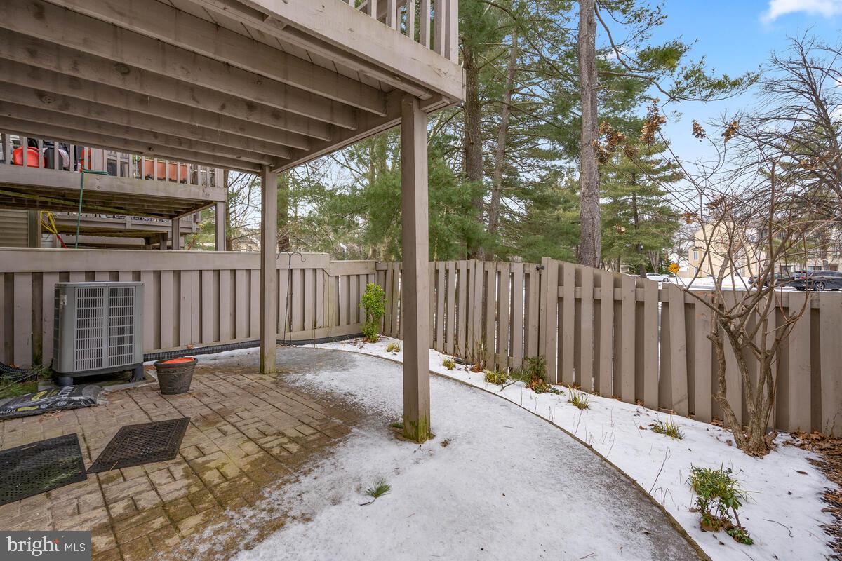 ESSEX PLACE - Residential