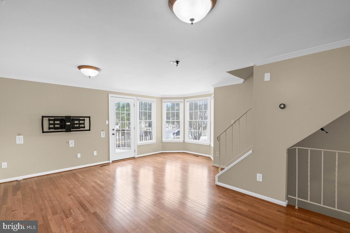 ESSEX PLACE - Residential