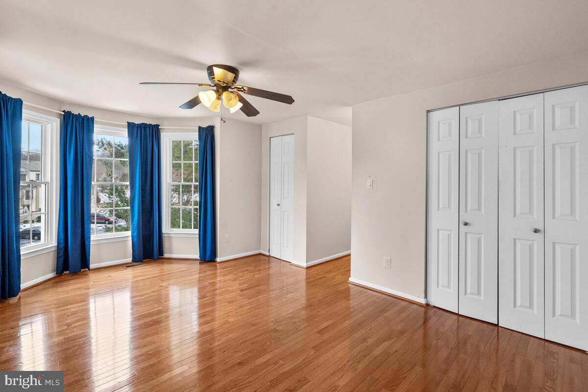 ESSEX PLACE - Residential