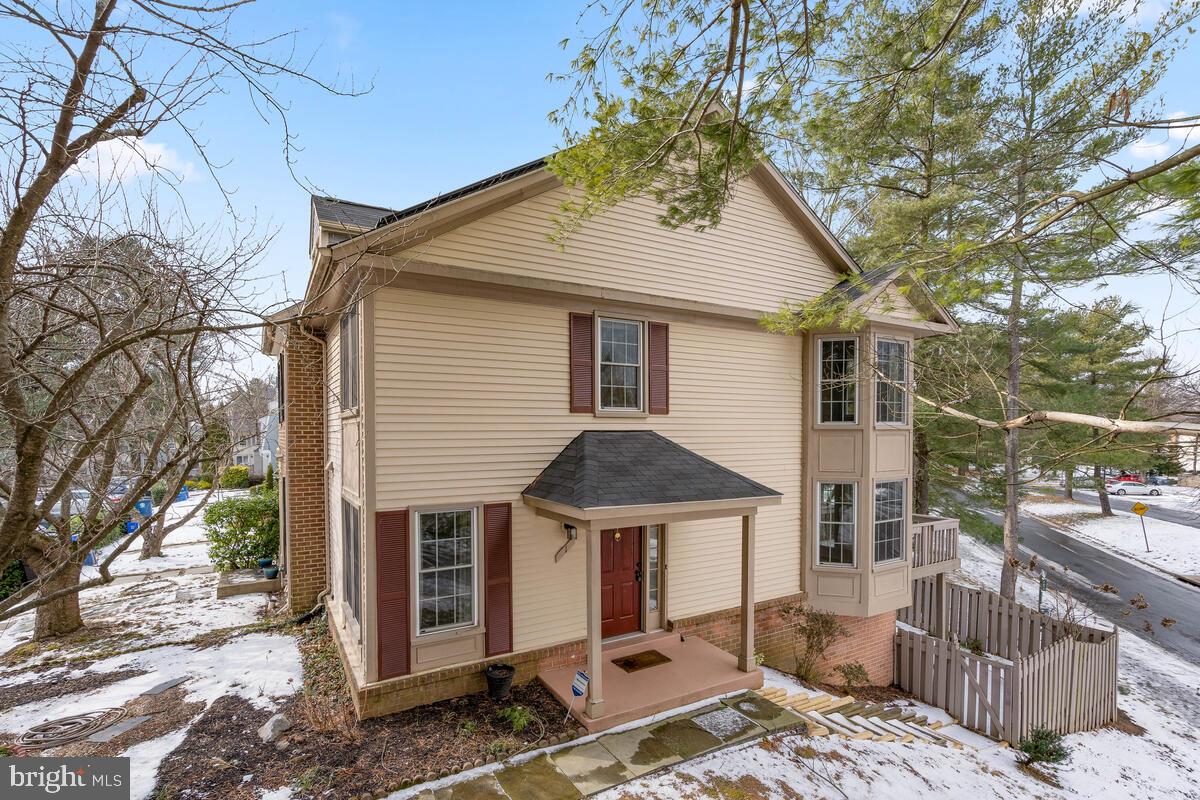 ESSEX PLACE - Residential