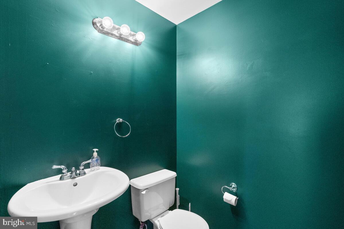 ESSEX PLACE - Residential