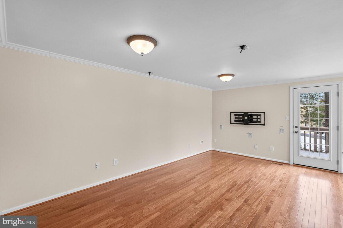 ESSEX PLACE - Residential