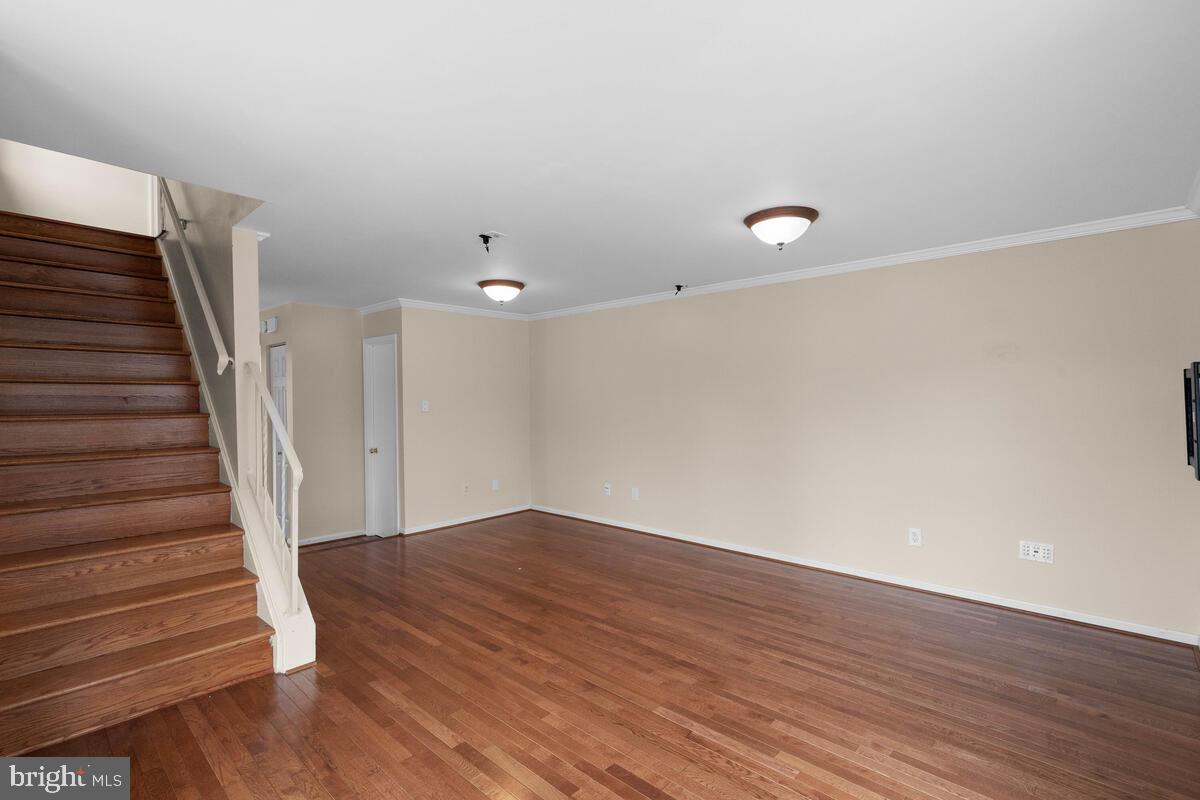 ESSEX PLACE - Residential