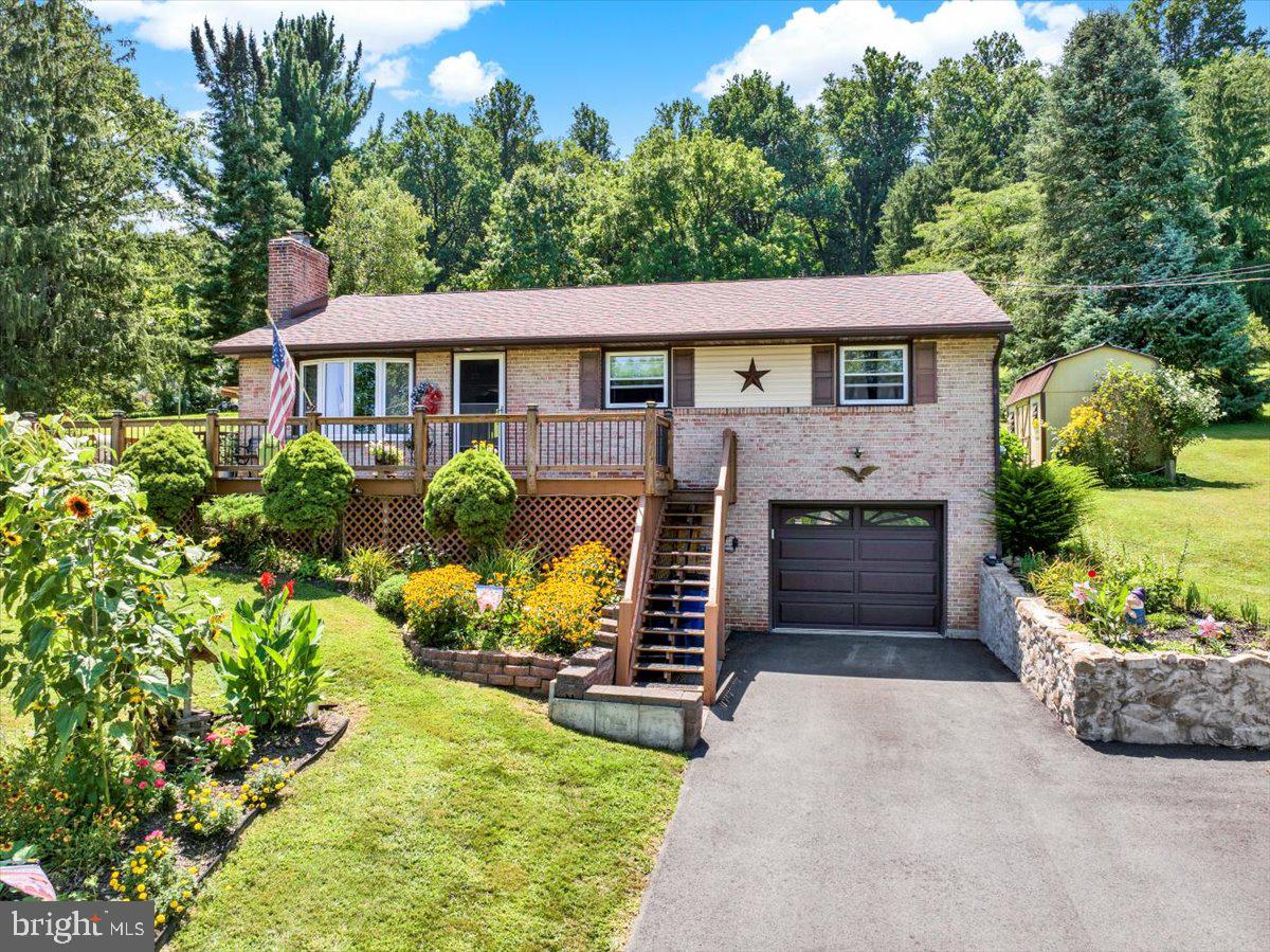 570 WALNUT ROAD