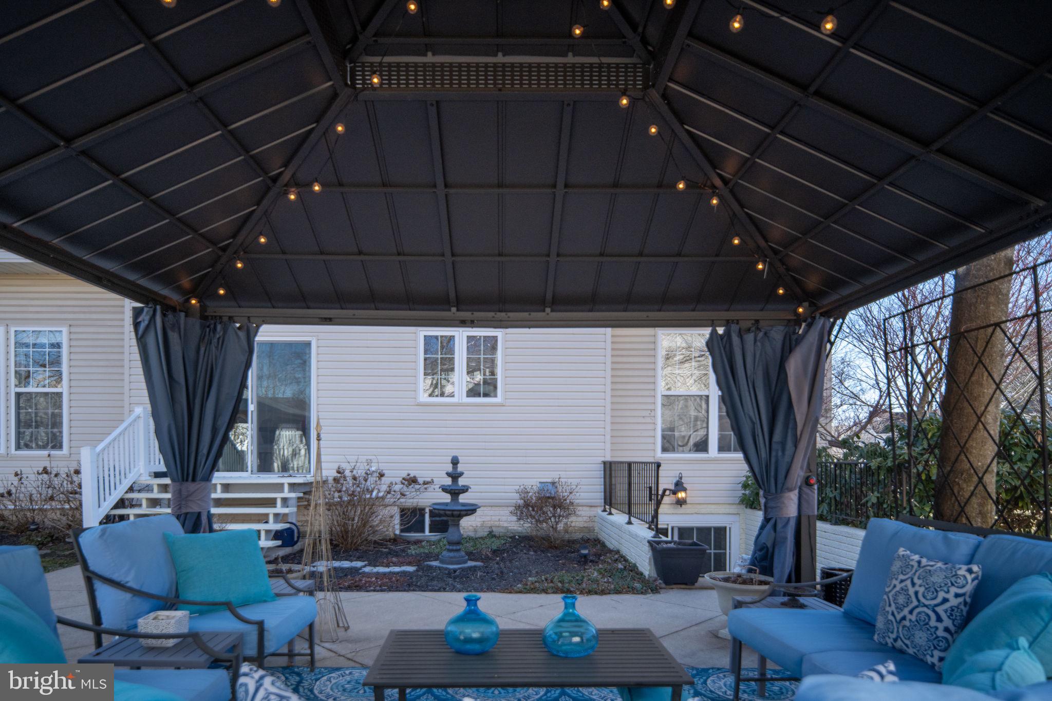 LEELAND STATION - Residential