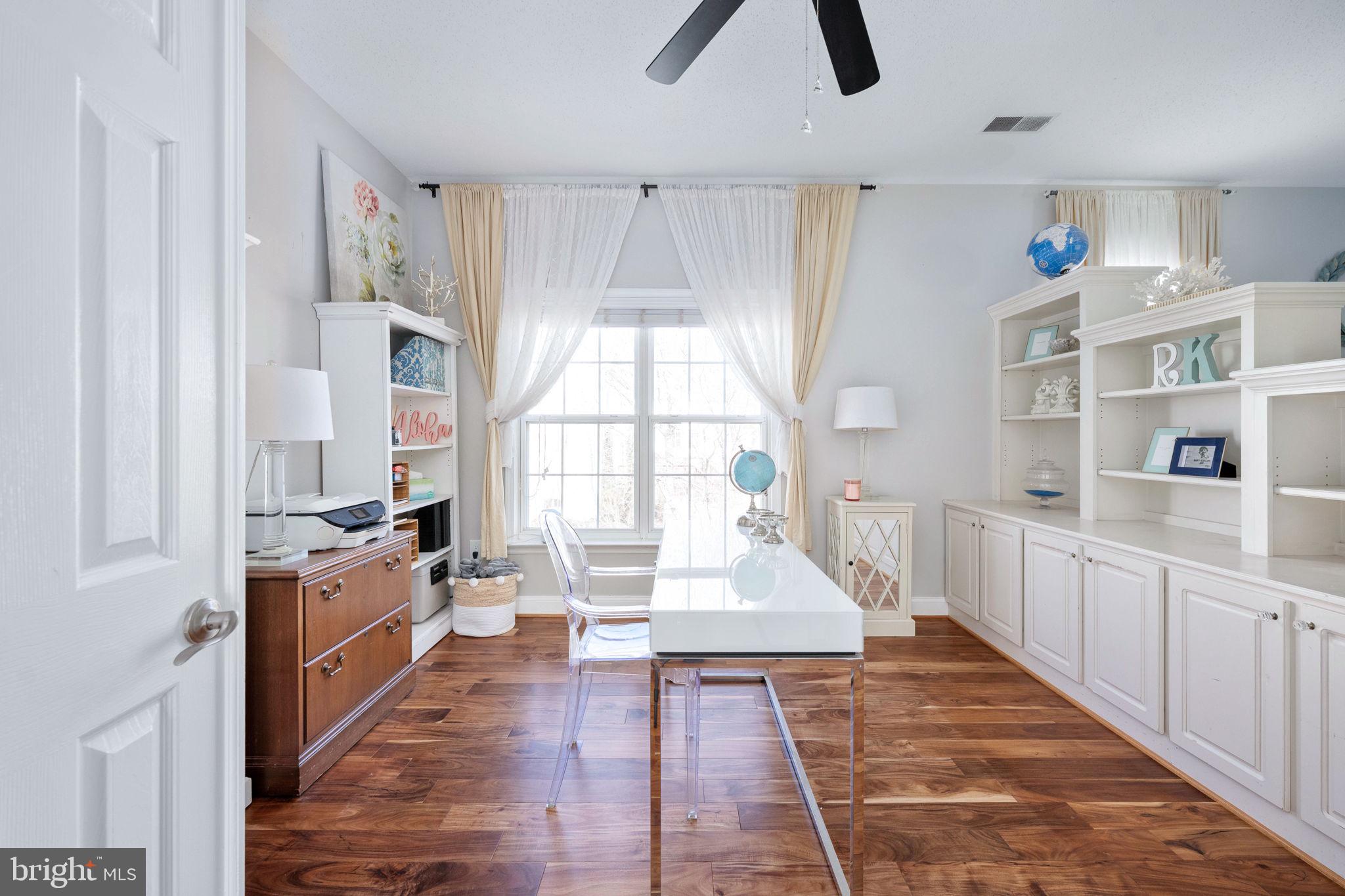 LEELAND STATION - Residential