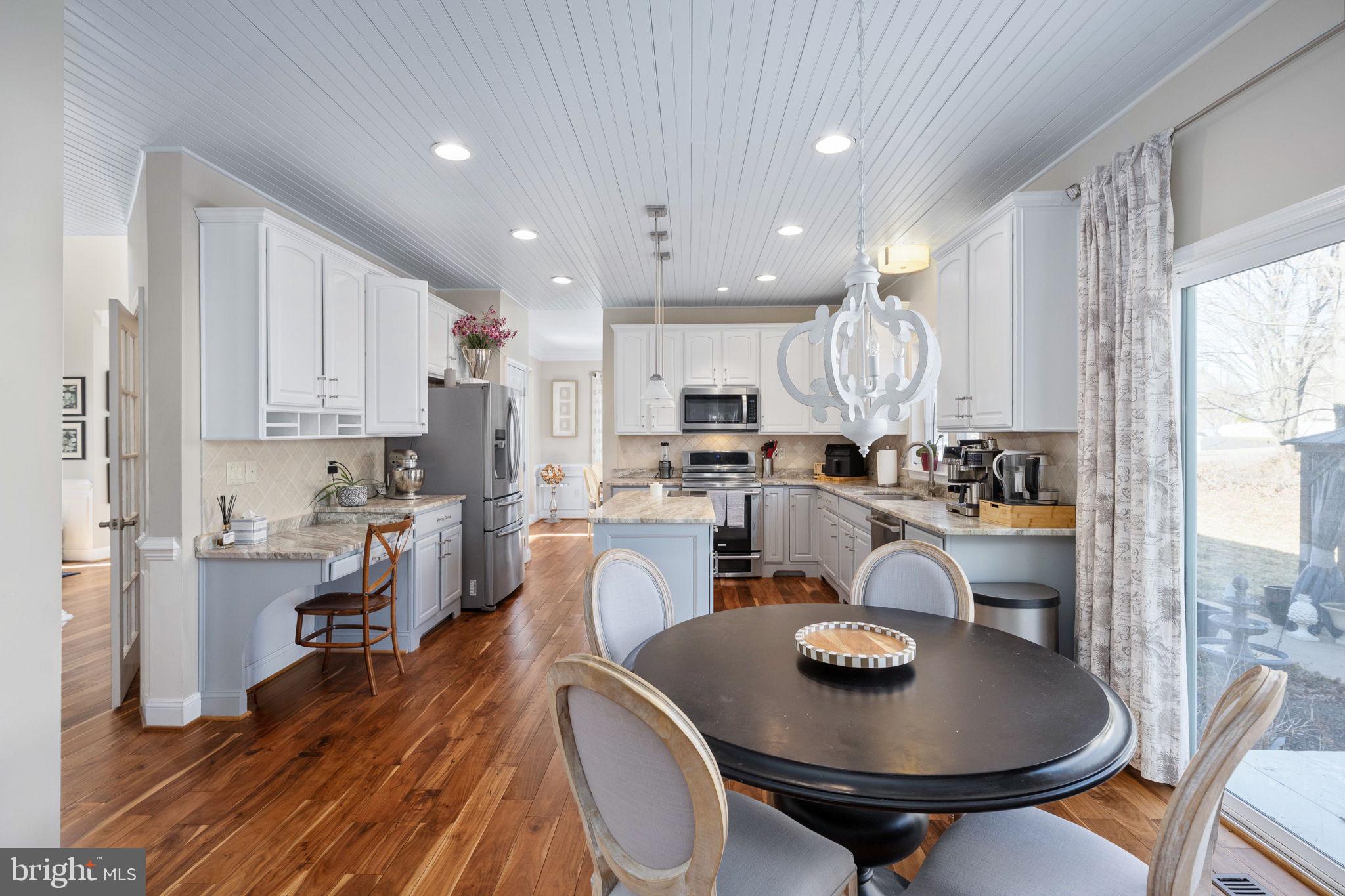 LEELAND STATION - Residential