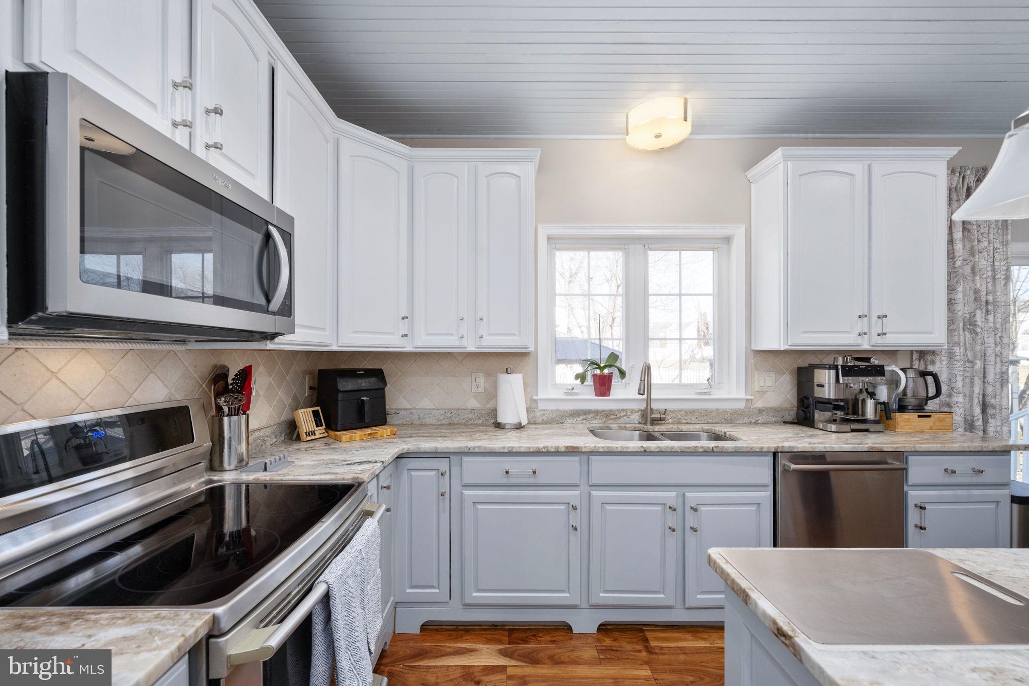 LEELAND STATION - Residential