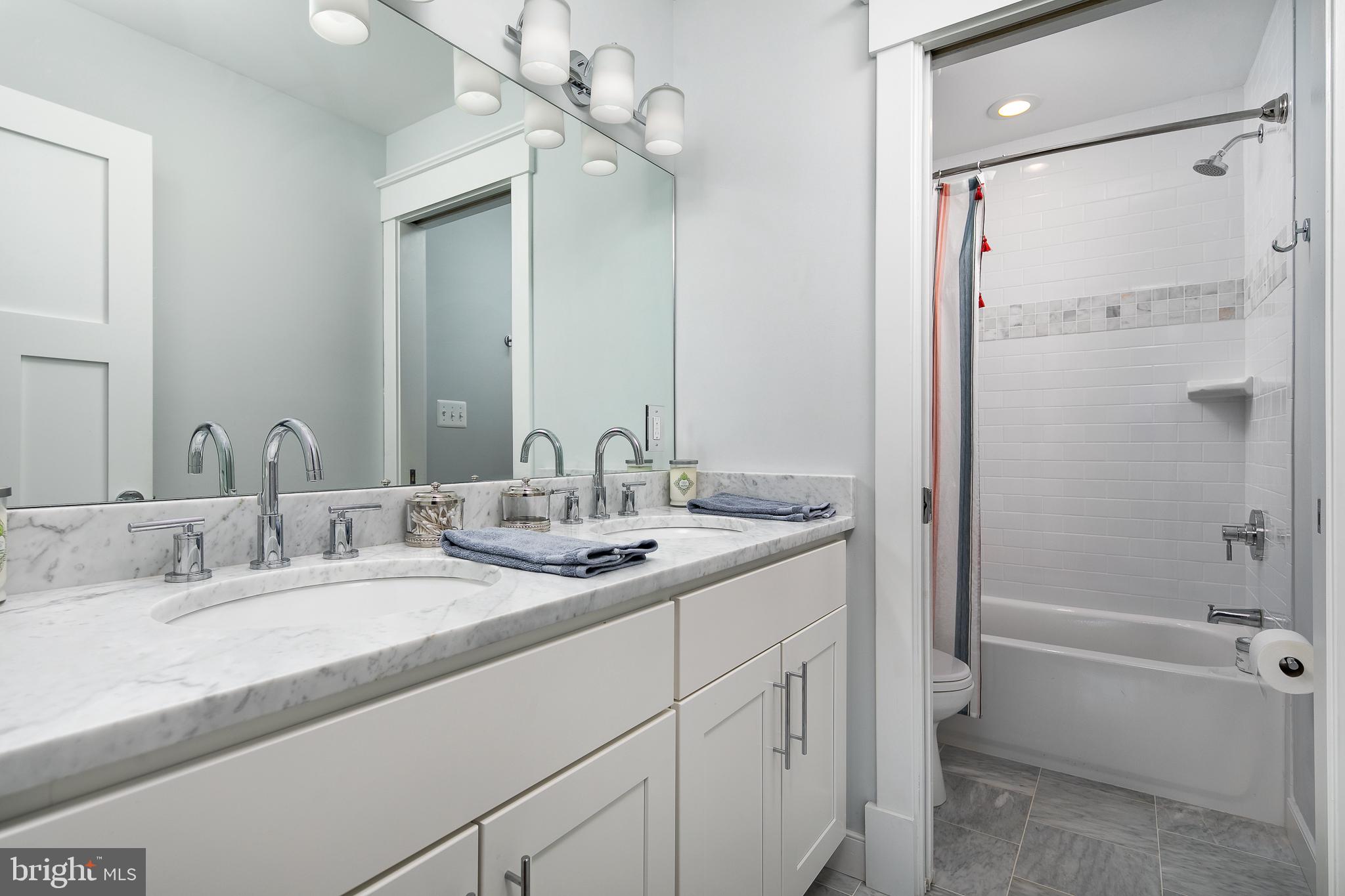 DEL RAY - Residential