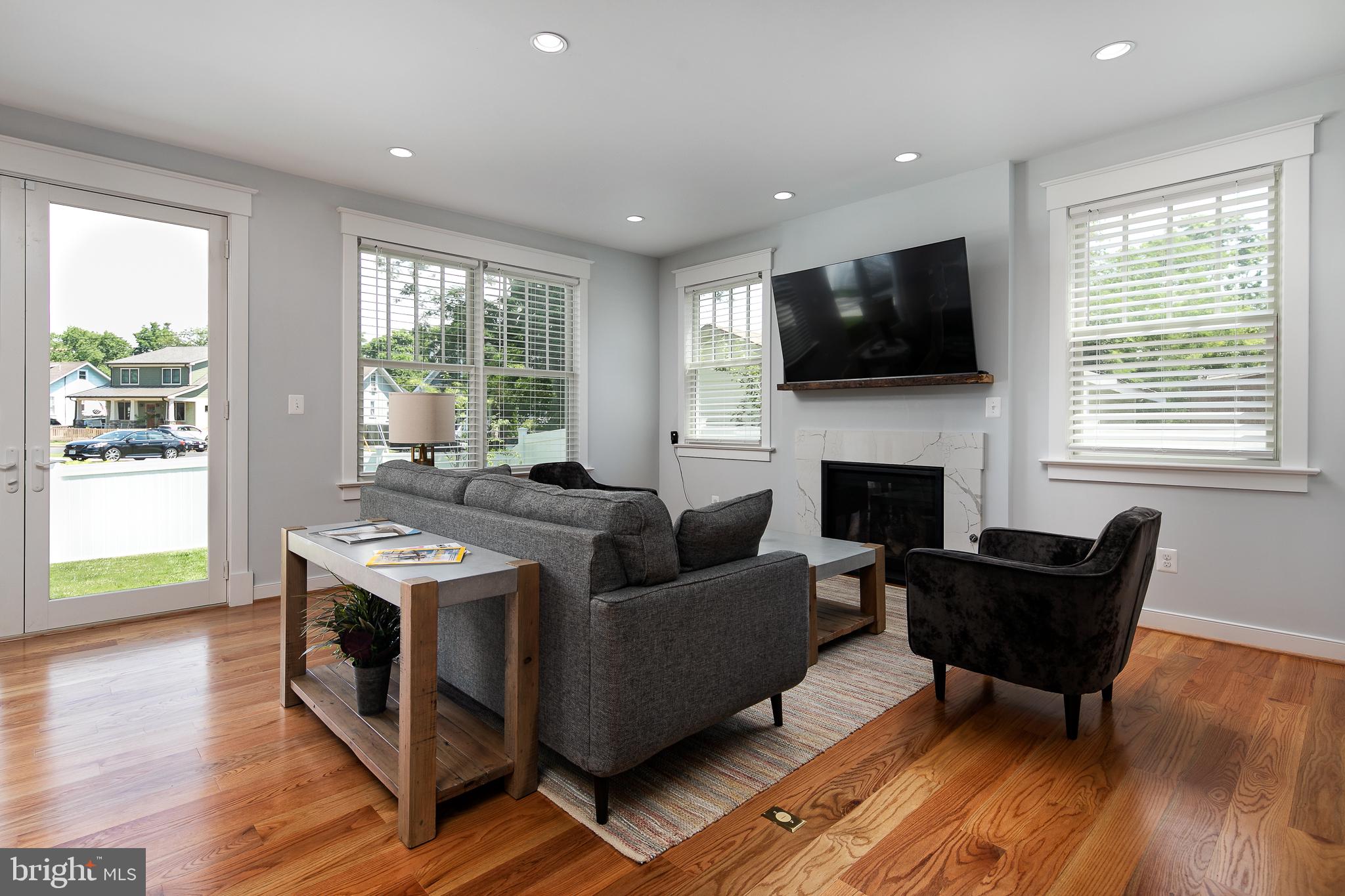 DEL RAY - Residential