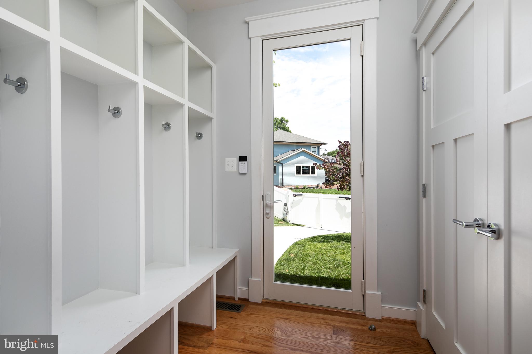 DEL RAY - Residential