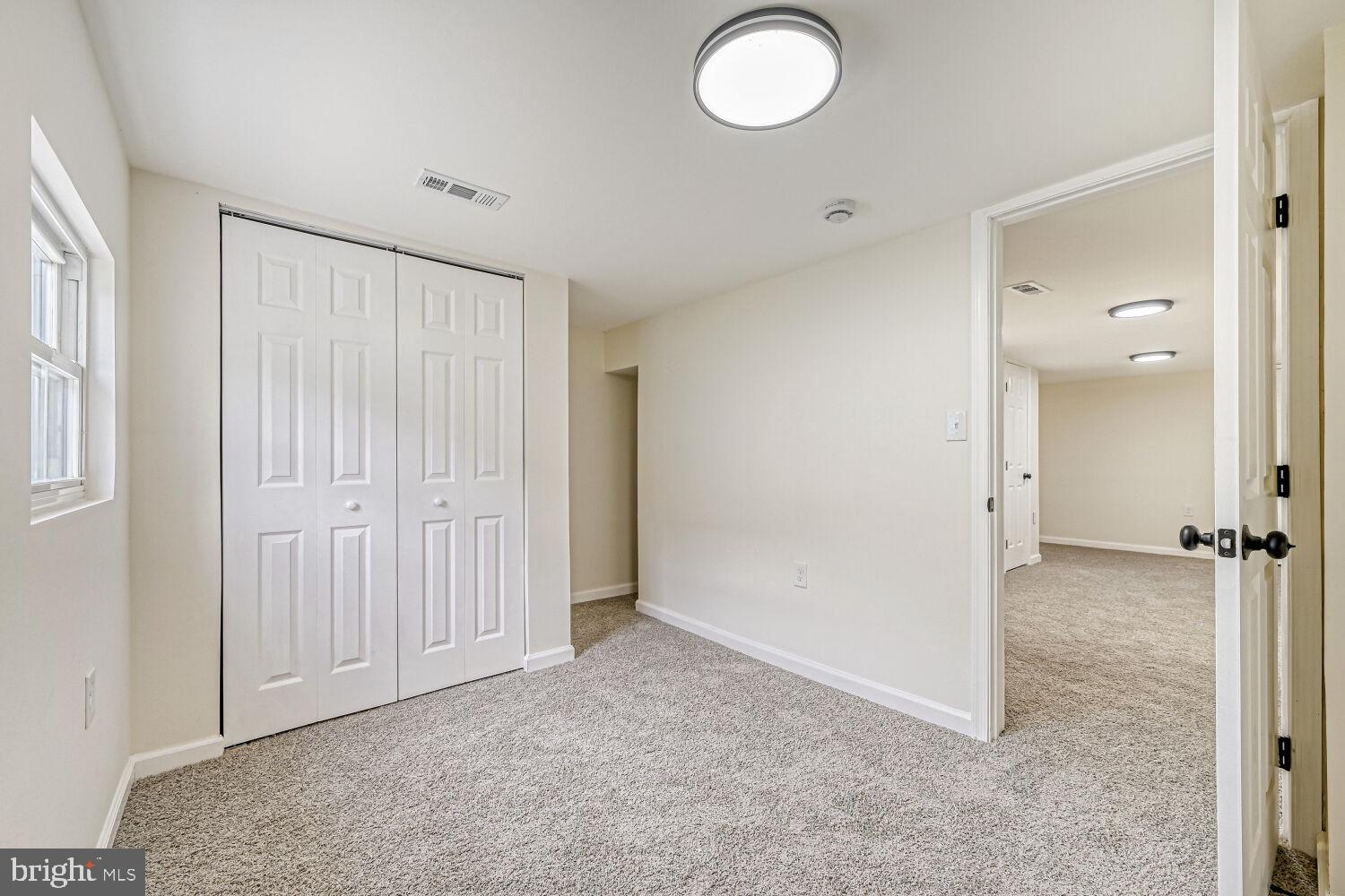 TEN HILLS - Residential