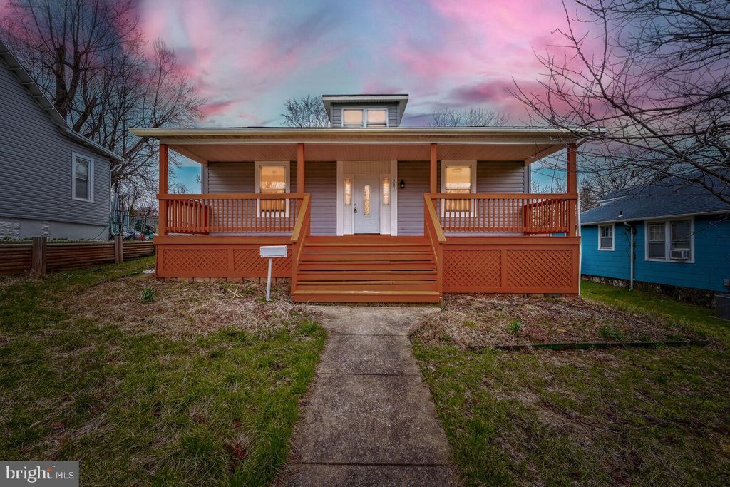 Photo of 207 S Rock Glen Road, BALTIMORE, MD 21229 (MLS # MDBA2207894)