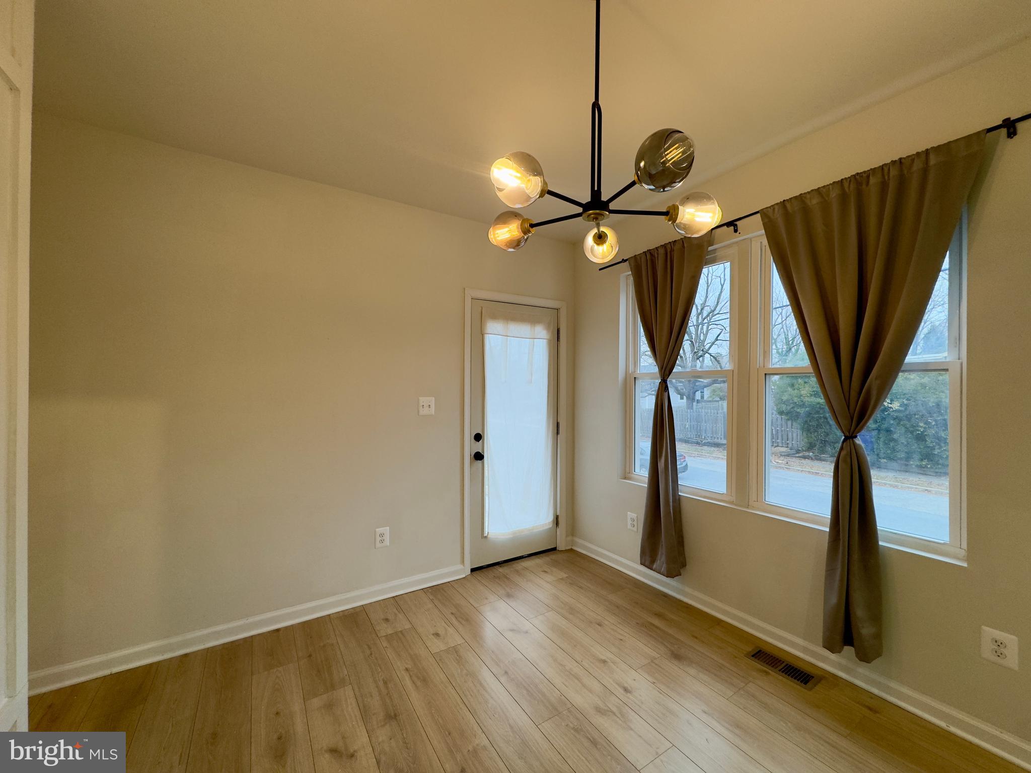 GLENHAM - BELFORD - Residential Lease