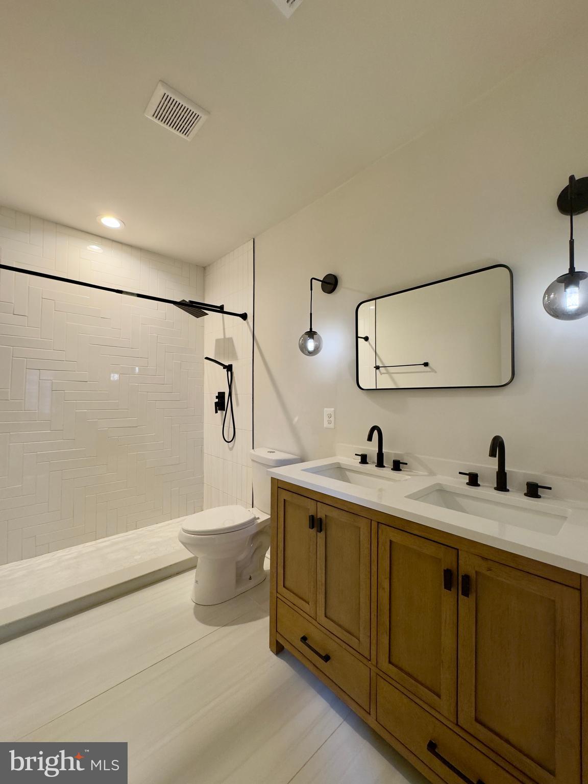 GLENHAM - BELFORD - Residential Lease