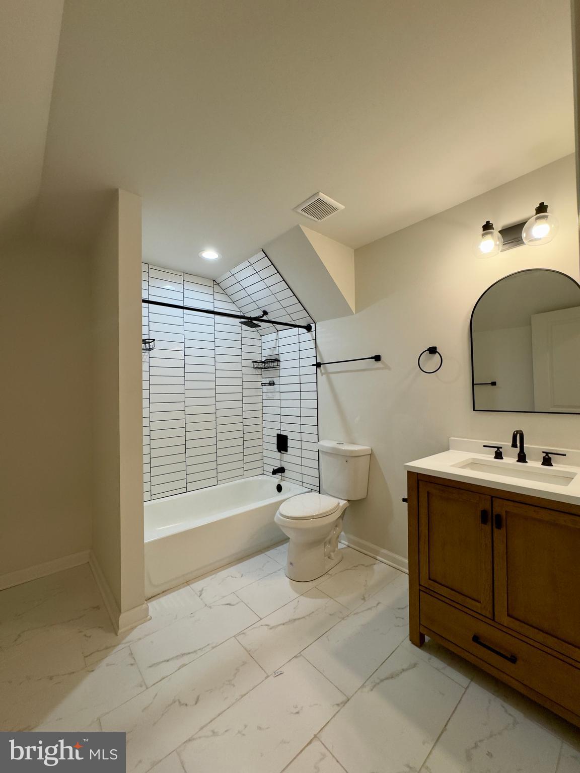 GLENHAM - BELFORD - Residential Lease