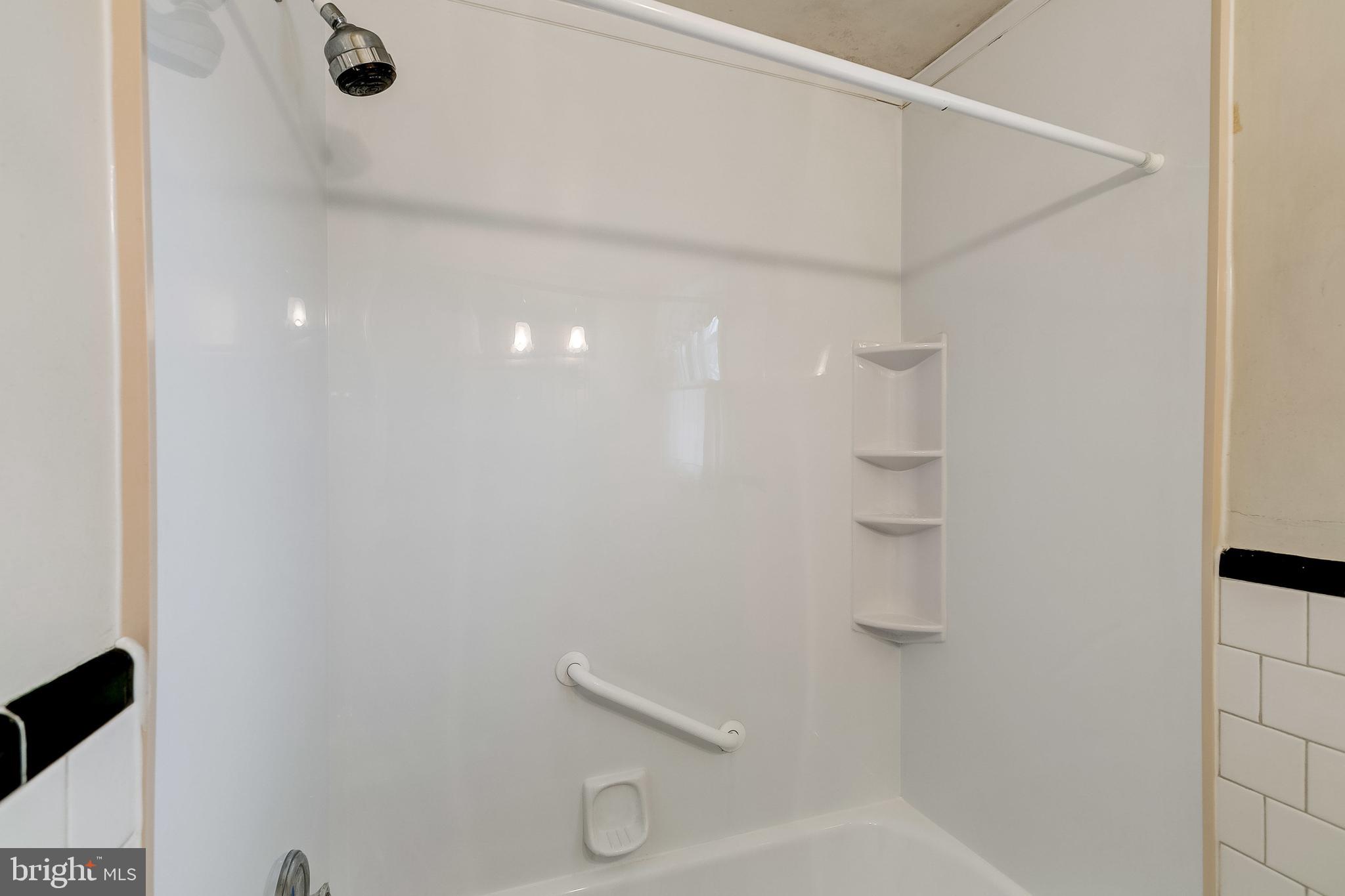 KENWOOD - Residential