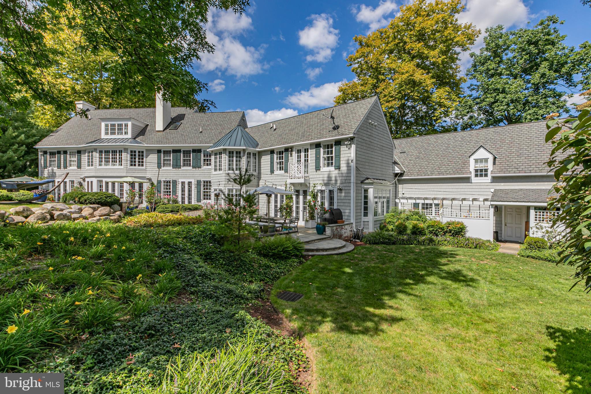 70 CLEVELAND LANE
