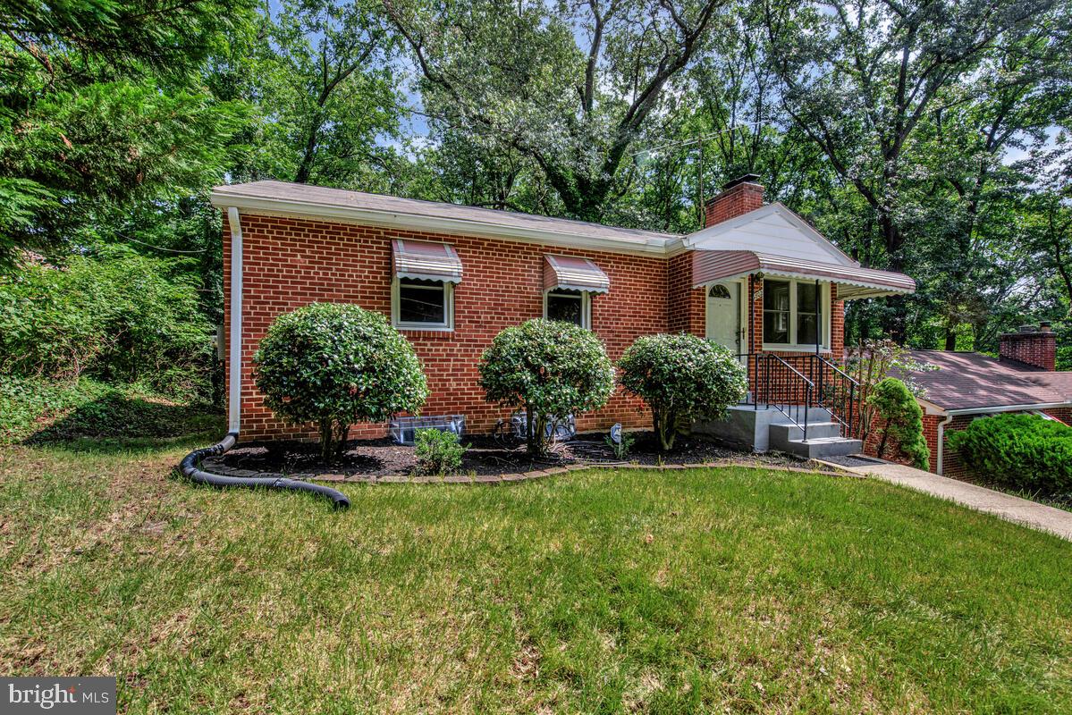 3802 CRYSTAL LANE