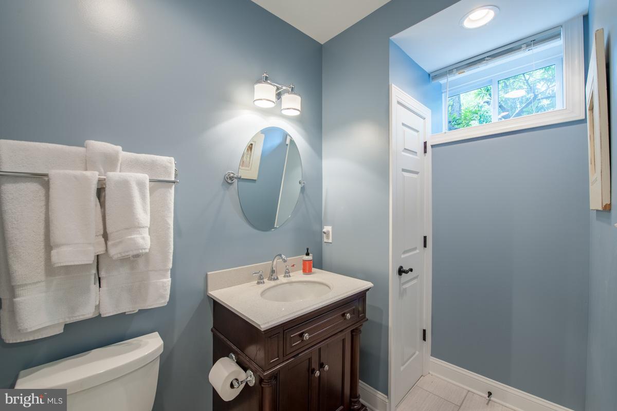 FISHING CREEK FARM - Residential