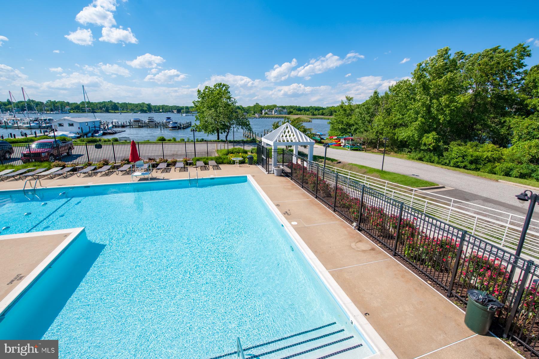 FISHING CREEK FARM - Residential