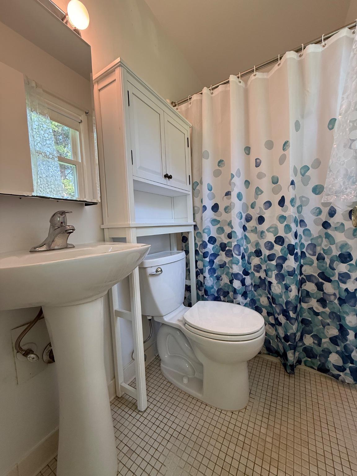 QUINCE ORCHARD VALLEY - Residential