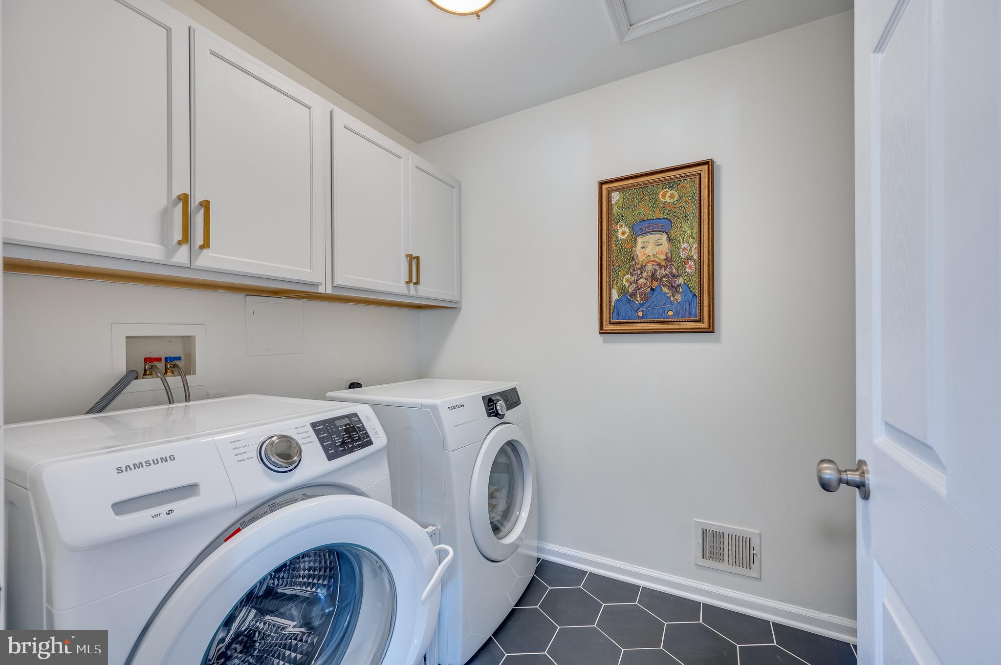 MADDEX FARM - Residential