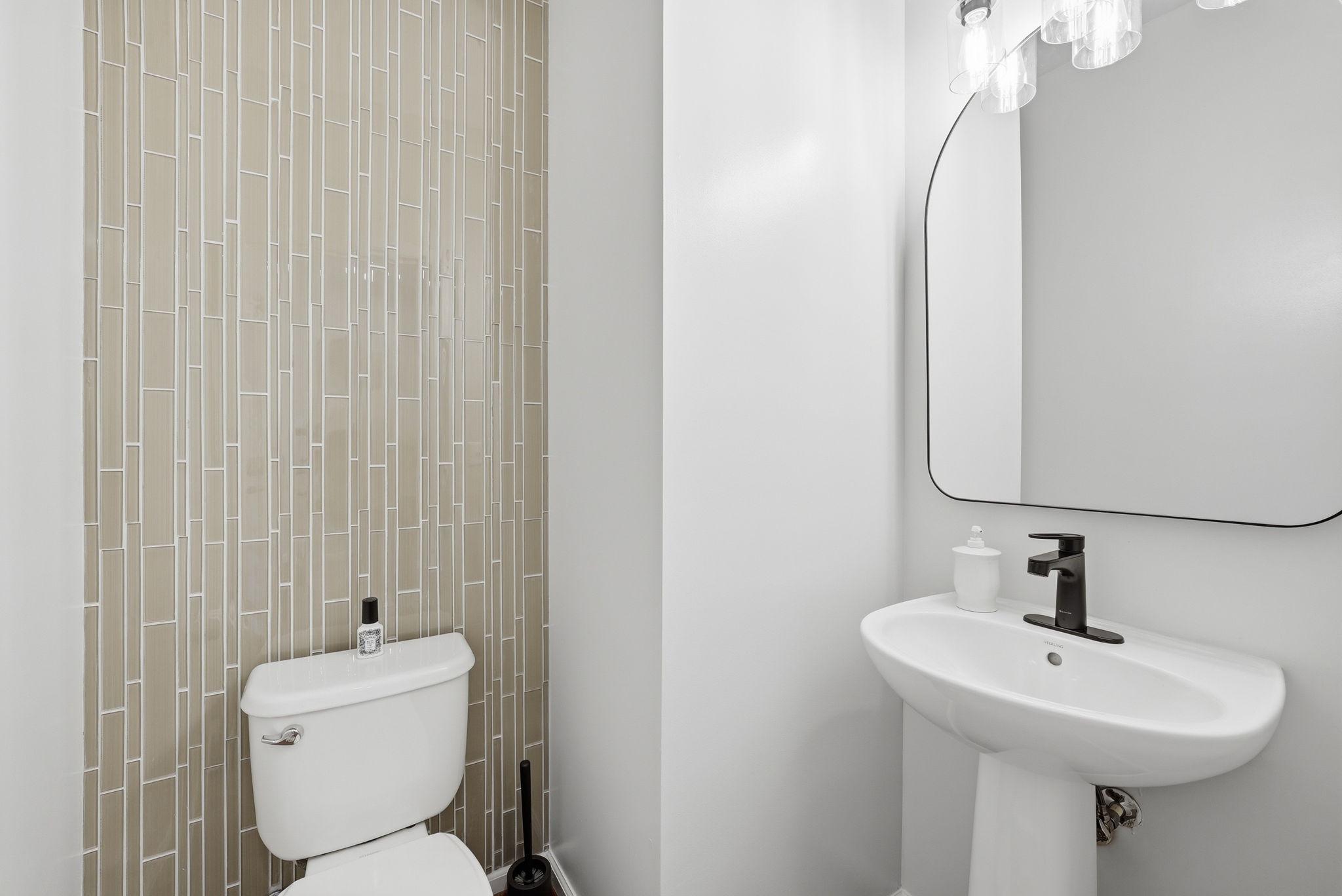 PARKSIDE AT MARKET CENTER - Residential