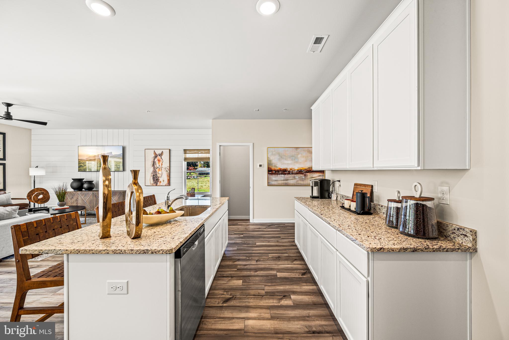 COVENTRY CHASE - Residential